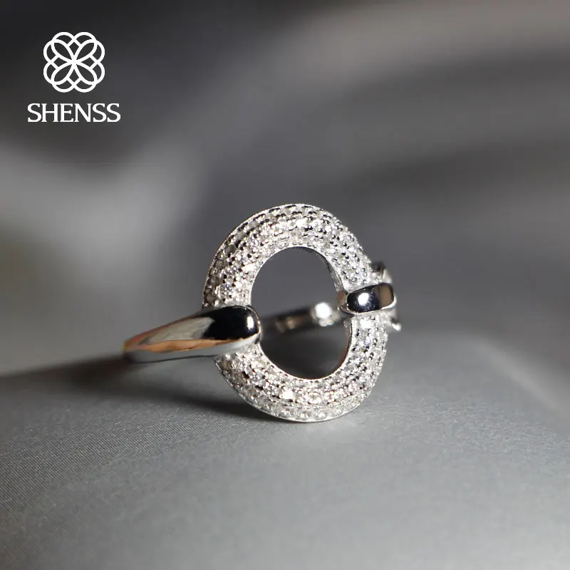 Adjustable Vintage Fashion Round Zircon Ring Elegant Quality 925 Rings 925 Sterling Silver Ring for Women
Adjustable Vintage Fashion Round Zircon Ring Elegant Quality 925 Rings 925 Sterling Silver Ring for Women