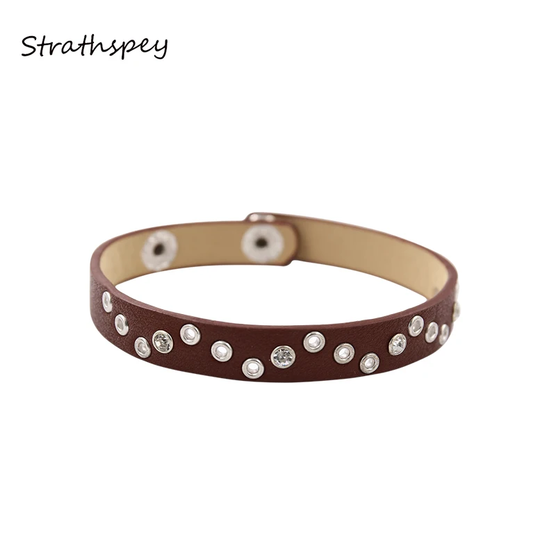 STRATHSPEY One Layer Genuine Leather Bracelet With Alloy Buckle Adjustable Fashion Women W-Shaped Holow Charm Bracelets Jewelry
STRATHSPEY One Layer Genuine Leather Bracelet With Alloy Buckle Adjustable Fashion Women W-Shaped Holow Charm Bracelets Jewelry