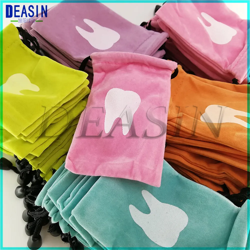 300pcs/set Dental clinic gift teeth case milk Small velvet teeth bag Jewelry bag Creative gift bag
300pcs/set Dental clinic gift teeth case milk Small velvet teeth bag Jewelry bag Creative gift bag