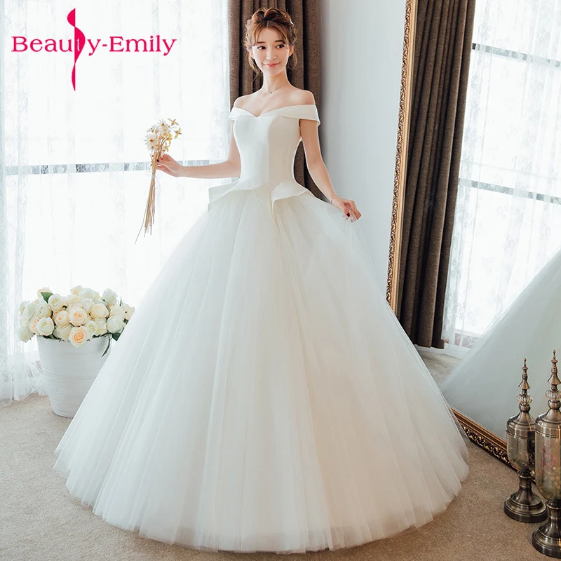 Beauty Emily Sexy Boat Neck Spring Pure White Wedding Dresses Floor length Wedding Party Bridal Gowns lace-up Vestidos de festa
Beauty Emily Sexy Boat Neck Spring Pure White Wedding Dresses Floor length Wedding Party Bridal Gowns lace-up Vestidos de festa