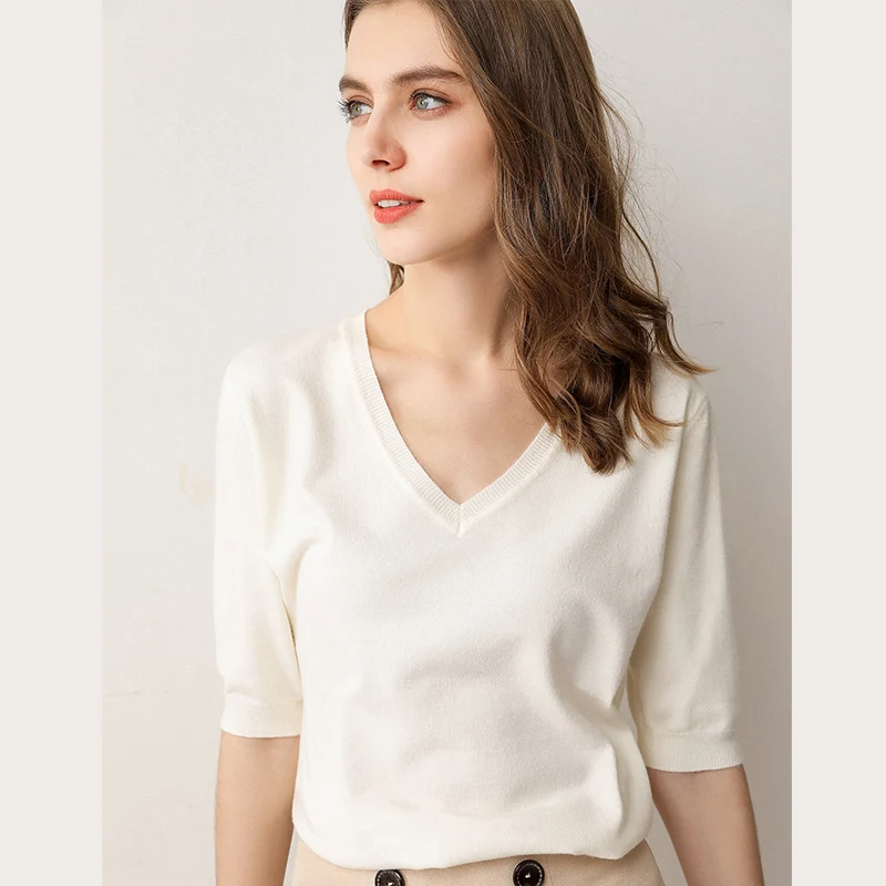 Spring and summer New short-sleeved women's Cashmere Sweater fashion solid color shirt V-Neck Wool knit pullover Sweater
Spring and summer New short-sleeved women's Cashmere Sweater fashion solid color shirt V-Neck Wool knit pullover Sweater