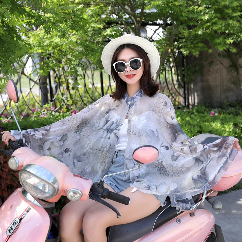 Driving Sunscreen Shawl Summer Travel Outside Soft Fashion Silk Scarf Anti-ultraviolet Sun Shade Tippet Beach Flower Cloak H3007
Driving Sunscreen Shawl Summer Travel Outside Soft Fashion Silk Scarf Anti-ultraviolet Sun Shade Tippet Beach Flower Cloak H3007