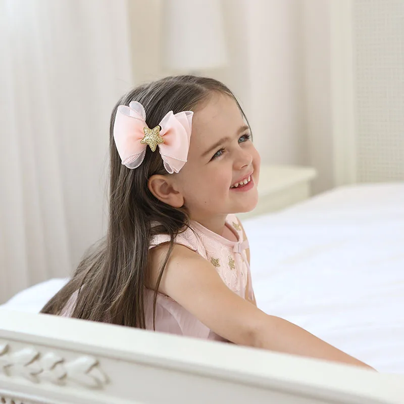 New Cute Organza Shiny Star Silver Side Big Bowknot Girls Hair Clips Kids Hairpins Children Hair Accessories Princess Headwear
New Cute Organza Shiny Star Silver Side Big Bowknot Girls Hair Clips Kids Hairpins Children Hair Accessories Princess Headwear
