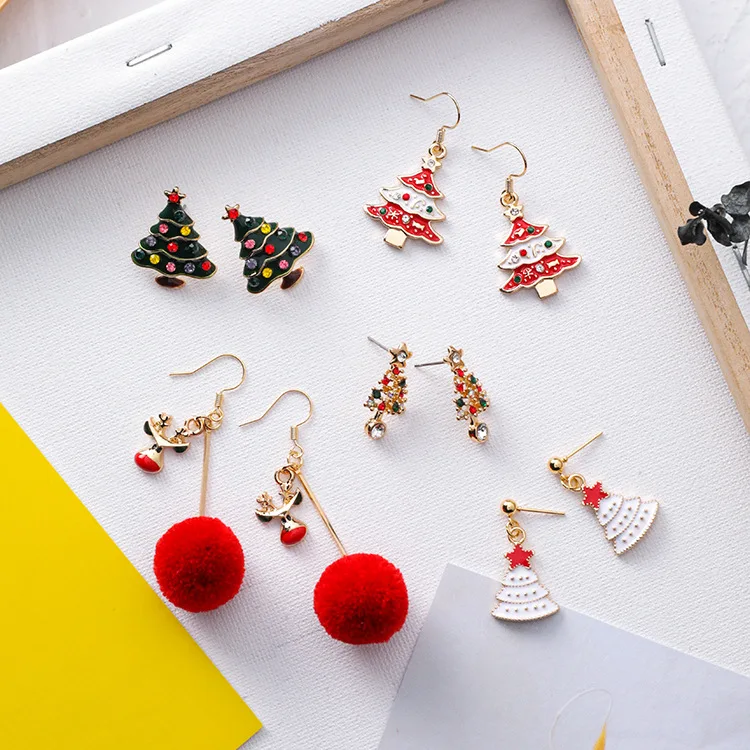 New Sweet Fashion Christmas Earrings Cute Elk Christmas Tree Earrings Holiday Temperament Personality Hair Ball Earrings Gifts
New Sweet Fashion Christmas Earrings Cute Elk Christmas Tree Earrings Holiday Temperament Personality Hair Ball Earrings Gifts