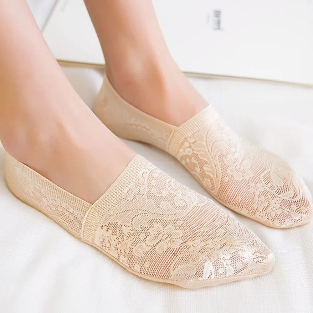 Lace socks Women's Short Sock boat Invisible female cotton spring autumn thin Korean cute silicone non-slip socks women c0603
Lace socks Women's Short Sock boat Invisible female cotton spring autumn thin Korean cute silicone non-slip socks women c0603