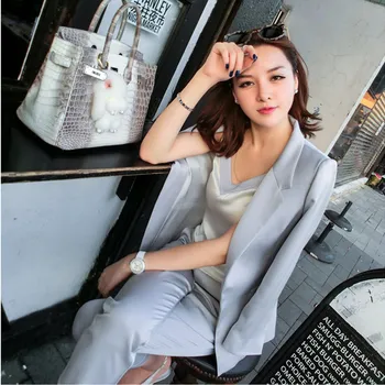 high quality 2018 new women's 3 pieces suit small authentic Korean female spring fashion temperament Europe
high quality 2018 new women's 3 pieces suit small authentic Korean female spring fashion temperament Europe