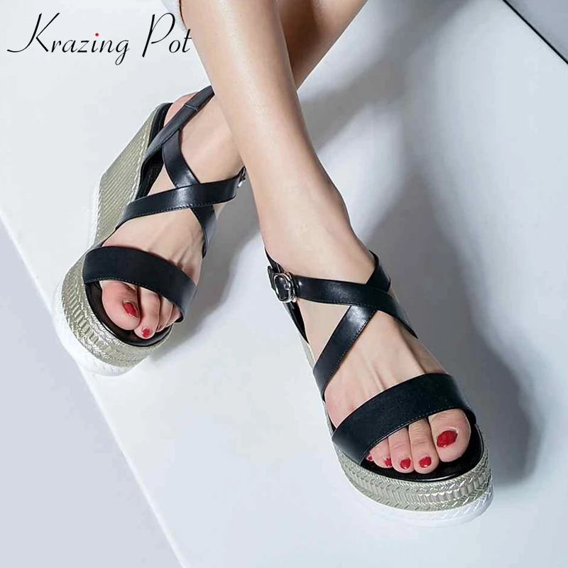 Krazing Pot genuine leather gladiator ankle straps streetwear platform wedges open toe super high heels increased sandals l6f6
Krazing Pot genuine leather gladiator ankle straps streetwear platform wedges open toe super high heels increased sandals l6f6