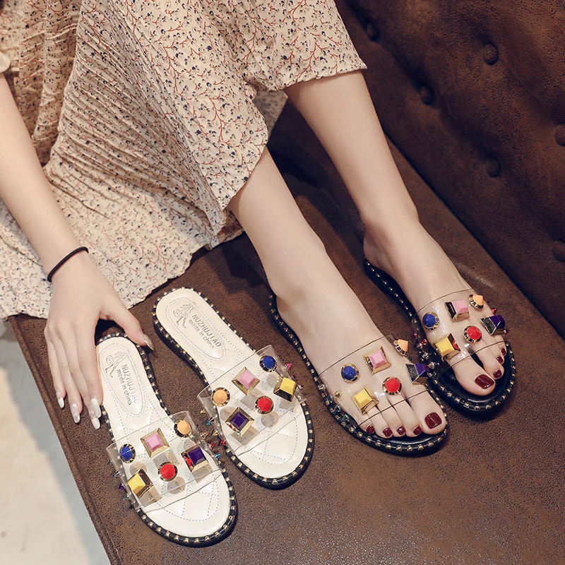 Summer Ladies Rubber Slippers Mules Low Sandals Water Babouche New 2019 Sliders Clogs Platform Flat Modis Female Clear Slides
Summer Ladies Rubber Slippers Mules Low Sandals Water Babouche New 2019 Sliders Clogs Platform Flat Modis Female Clear Slides