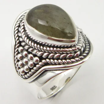 Solid Labradorite Oxidized Ring Sz 6 Fancy Handcrafted Jewelry Unique Designed
Solid Labradorite Oxidized Ring Sz 6 Fancy Handcrafted Jewelry Unique Designed