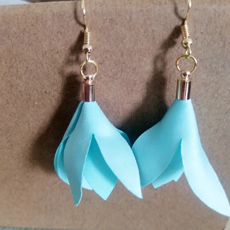 New Fashion Simple Cotton Flowers Earrings for Women cheap light earrings Jewelry
New Fashion Simple Cotton Flowers Earrings for Women cheap light earrings Jewelry