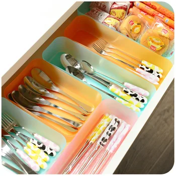 Plastic stationery kitchen utensils refrigerator drawer transparent sundries storage box finishing box storage box
Plastic stationery kitchen utensils refrigerator drawer transparent sundries storage box finishing box storage box