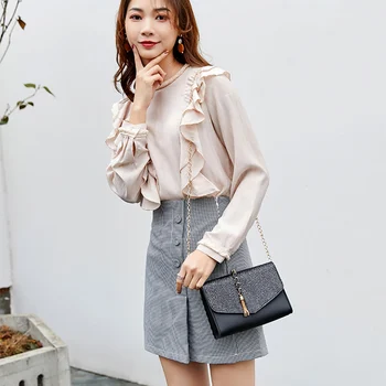 Hot Selling Women Solid Color Waterproof Shoulder Bag with Tassel Adjustable Metal Chain -B5
Hot Selling Women Solid Color Waterproof Shoulder Bag with Tassel Adjustable Metal Chain -B5