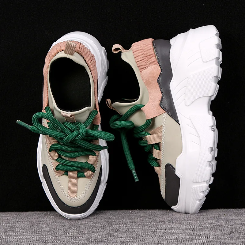 2018 autumn new fashion simple color matching thick soles casual shoes women trend comfortable casual shoes. 
2018 autumn new fashion simple color matching thick soles casual shoes women trend comfortable casual shoes.