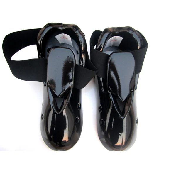 Taekwondo Lightning Kicks Sparring Shoes / Footgear Foot Protector Karate Sparring Foot Gear
Taekwondo Lightning Kicks Sparring Shoes / Footgear Foot Protector Karate Sparring Foot Gear