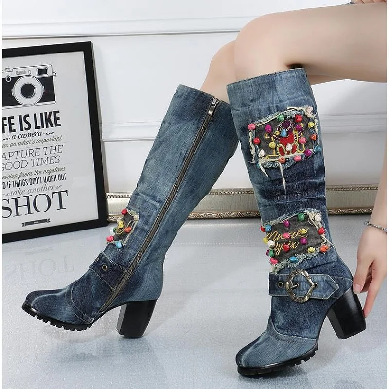 Blue Denim Over-the-Knee Canvas Shoes High-heeled Side Zipper High Boots Water Washing Denim Thick With Warm Boots
Blue Denim Over-the-Knee Canvas Shoes High-heeled Side Zipper High Boots Water Washing Denim Thick With Warm Boots