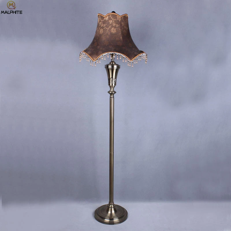 American Bronze Iron Floor Lamp Living Standing Lamp Modern Interior Decoration Floor Light Nordic Bedroom Lighting Luminaires
American Bronze Iron Floor Lamp Living Standing Lamp Modern Interior Decoration Floor Light Nordic Bedroom Lighting Luminaires