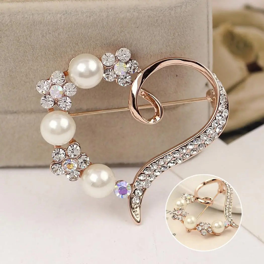 Women Heart Shape Shiny Rhinestone Brooch Fashion Pin Pins Casual, Street, Party, Club Gold Brooches
Women Heart Shape Shiny Rhinestone Brooch Fashion Pin Pins Casual, Street, Party, Club Gold Brooches