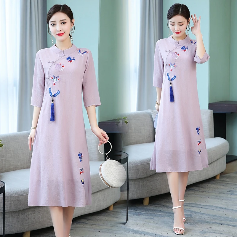2019 chinese dress qipao cheongsam high quality chinese women's dress embroidery floral modern cheongsam dress qipao
2019 chinese dress qipao cheongsam high quality chinese women's dress embroidery floral modern cheongsam dress qipao