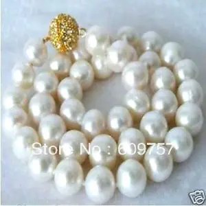 Use Natural Pearl NECKLACES Natural Huge 9-10mm freshwater White pearl necklace 42-44CM LONG Factory Wholesale price Giftword f
Use Natural Pearl NECKLACES Natural Huge 9-10mm freshwater White pearl necklace 42-44CM LONG Factory Wholesale price Giftword f