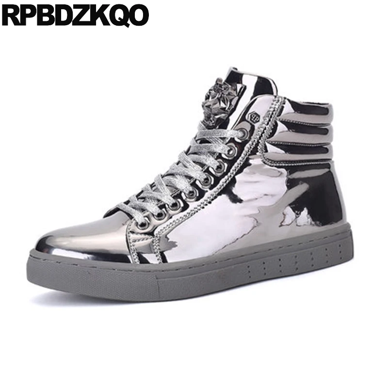 Skate Spring And Autumn Hip Hop Lace Up Patent Leather Casual Sneakers Trainers Silver 2018 Metal Designer Men Shoes High Top
Skate Spring And Autumn Hip Hop Lace Up Patent Leather Casual Sneakers Trainers Silver 2018 Metal Designer Men Shoes High Top
