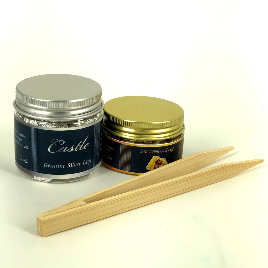 1g Real Silver Leaf and 0.1 Gram Edible Gold Flake Leaf with a Bamboo clip for decorate Chocolate and cake Arts food decoration
1g Real Silver Leaf and 0.1 Gram Edible Gold Flake Leaf with a Bamboo clip for decorate Chocolate and cake Arts food decoration