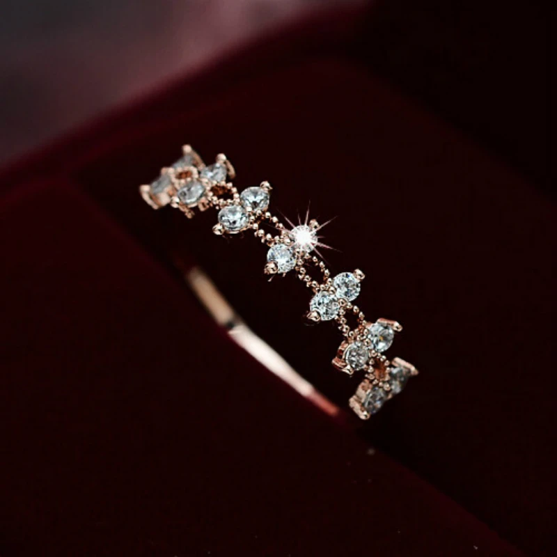 2018 Decalite CZ Lace Flower Ring Gold Color Women Fashion Style Knuckle Ring Midi Finger Rings Bijoux Bagues Femme Jewelry
2018 Decalite CZ Lace Flower Ring Gold Color Women Fashion Style Knuckle Ring Midi Finger Rings Bijoux Bagues Femme Jewelry