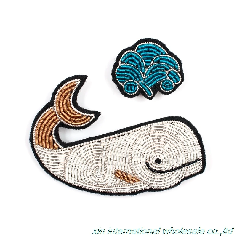 Creative design metal wire badges Clothes, bags, hats, handmade embroidery rozet White whale water jet badge
Creative design metal wire badges Clothes, bags, hats, handmade embroidery rozet White whale water jet badge
