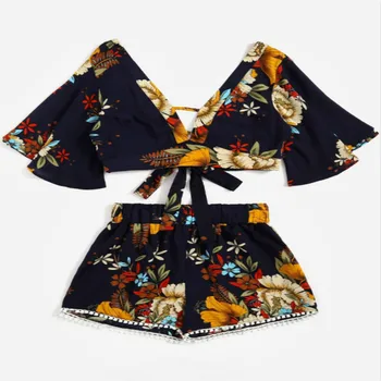 2018 Women's 2Pcs Shorts Suit V Neck Flare Sleeve Blouse Elastic Waist Shorts Suit Beach active tracksuit
2018 Women's 2Pcs Shorts Suit V Neck Flare Sleeve Blouse Elastic Waist Shorts Suit Beach active tracksuit