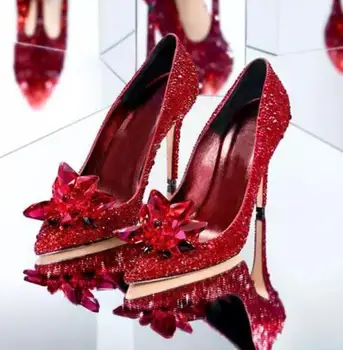 Hot Selling Cinderella Crystal Wedding Heels 2019 Sexy Pointed Toe Woman Pumps Dress Heels Thin Heels Party Heels Silver Gold
Hot Selling Cinderella Crystal Wedding Heels 2019 Sexy Pointed Toe Woman Pumps Dress Heels Thin Heels Party Heels Silver Gold
