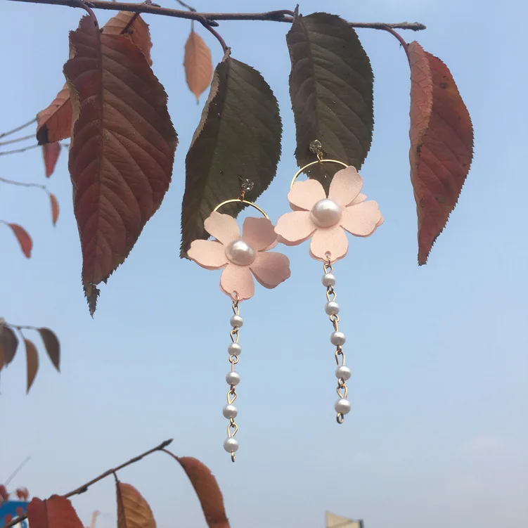 Wholesale Sales Earrings Punk 2018 Fashion New Earrings Cute Lady Petal Fringe Long Paragraph Ladies Earrings Oorbellen
Wholesale Sales Earrings Punk 2018 Fashion New Earrings Cute Lady Petal Fringe Long Paragraph Ladies Earrings Oorbellen