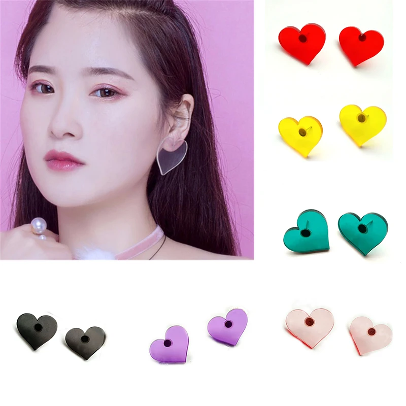 SOHOT Candy Colorful Acrylic Cute Heart Women Stud Earrings Tiny Chic 3CM New Tide Summer Lady Hot Sale Jewelry Brincos Gift
SOHOT Candy Colorful Acrylic Cute Heart Women Stud Earrings Tiny Chic 3CM New Tide Summer Lady Hot Sale Jewelry Brincos Gift