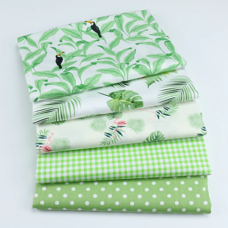 Cotton fabric the cloth Patchwork Fabrics by the meter Tulle for needlework Cartoon flamingo 50*160cm D20
Cotton fabric the cloth Patchwork Fabrics by the meter Tulle for needlework Cartoon flamingo 50*160cm D20