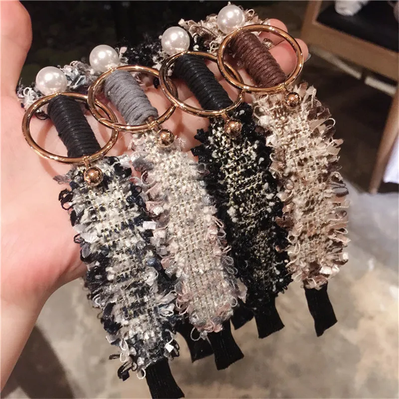 2018 new Top Fashion Hairband Striped Plaid tassel Girls Headband No Slip Wide Hair Head Hoop Bands For Women Hair Accessories
2018 new Top Fashion Hairband Striped Plaid tassel Girls Headband No Slip Wide Hair Head Hoop Bands For Women Hair Accessories