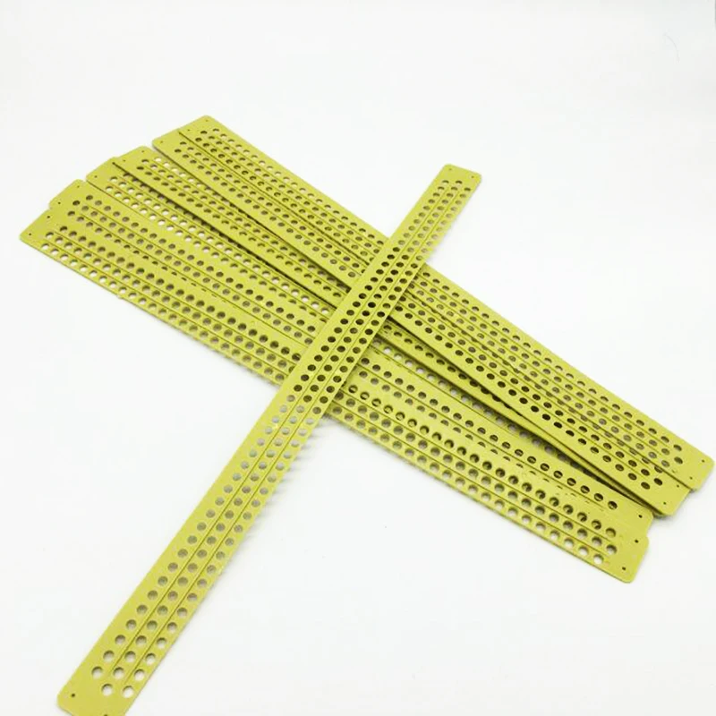 30pc Plastic Beekeeping Tools Yellow Powder Removal Device Three Rows Simple And Practical Bee House Sheet Beehive Tools
30pc Plastic Beekeeping Tools Yellow Powder Removal Device Three Rows Simple And Practical Bee House Sheet Beehive Tools