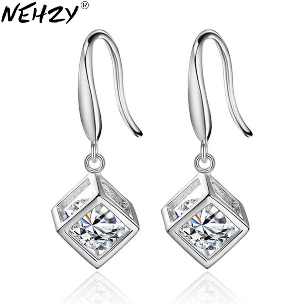 Brand Cube wild tassel Drop Earrings window in love earrings female models fashion silver jewelry luxury crystal ornaments 
Brand Cube wild tassel Drop Earrings window in love earrings female models fashion silver jewelry luxury crystal ornaments