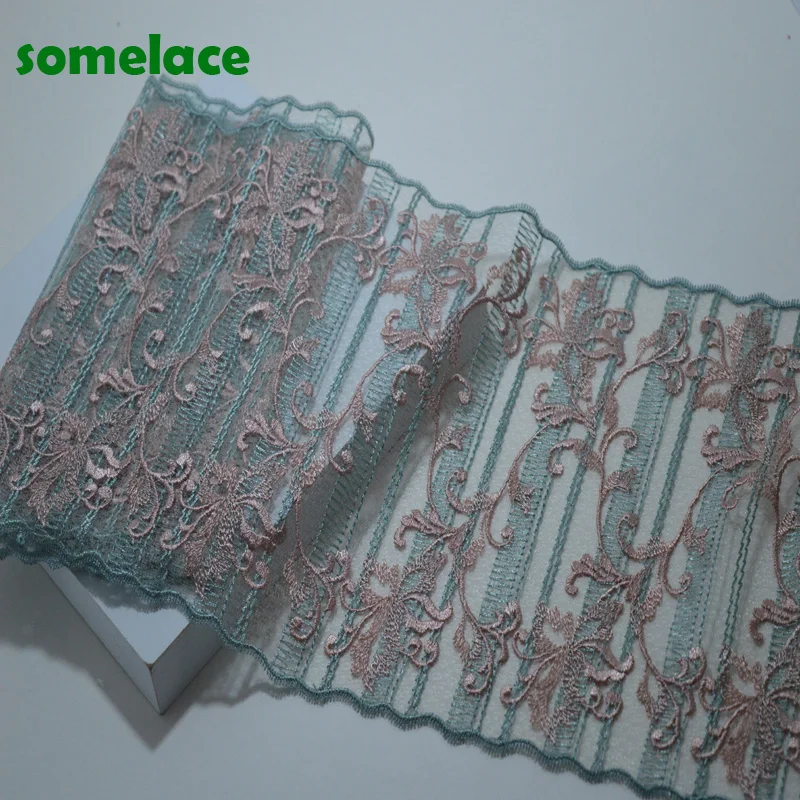 2Yds/lot 20cm Wide Blue Vertical Brown Fluorescent Floral Embroidery Lace Trim For Garments And Wedding Decoration
2Yds/lot 20cm Wide Blue Vertical Brown Fluorescent Floral Embroidery Lace Trim For Garments And Wedding Decoration
