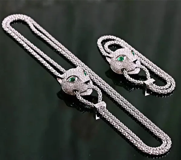 Free Shipment Designer Style Women Sterling Silver Jewelry Zircon Necklace/Bracelet Panther Set
Free Shipment Designer Style Women Sterling Silver Jewelry Zircon Necklace/Bracelet Panther Set