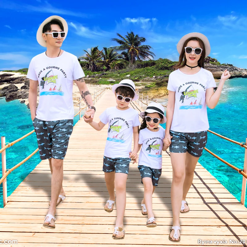 Parent-child Summer Dress Children Cotton Big Shark Print Short-sleeved T-shirt and Shorts Set Quick-drying Beach Pants Holiday
Parent-child Summer Dress Children Cotton Big Shark Print Short-sleeved T-shirt and Shorts Set Quick-drying Beach Pants Holiday