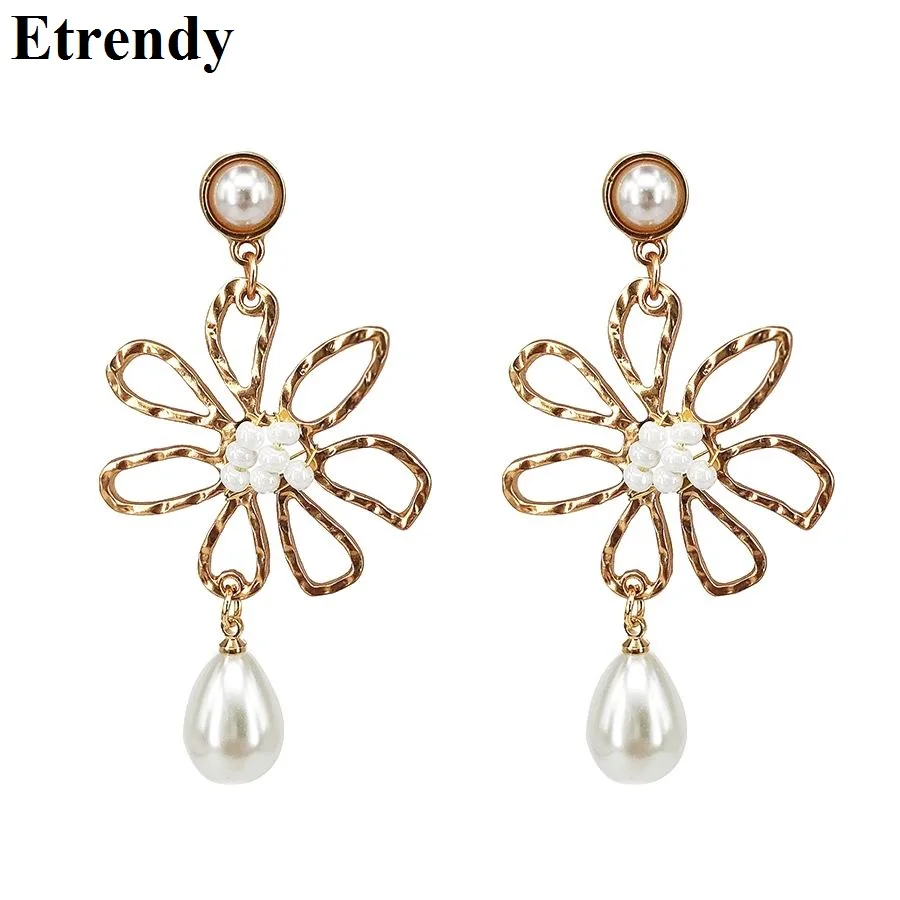 Korean Hollow Out Flower Drop Earrings Handmade Simple Simulated Pearl pendientes mujer Jewelry Wholesale
Korean Hollow Out Flower Drop Earrings Handmade Simple Simulated Pearl pendientes mujer Jewelry Wholesale