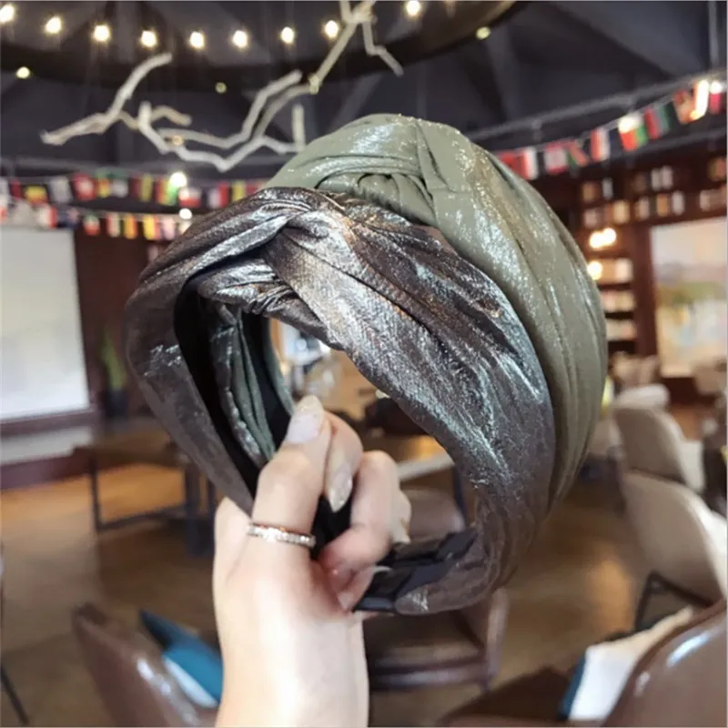 Fashion headband fabric imitation leather patent leather knotted hook cross wide side hair band headband hair accessories women
Fashion headband fabric imitation leather patent leather knotted hook cross wide side hair band headband hair accessories women