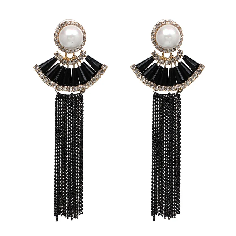 2017 New Arrival 4 Colors Skirt Shape Long Metal Tassel Stud Earring Fashion Statement Simulated-pearl Jewelry Wholesale Price
2017 New Arrival 4 Colors Skirt Shape Long Metal Tassel Stud Earring Fashion Statement Simulated-pearl Jewelry Wholesale Price