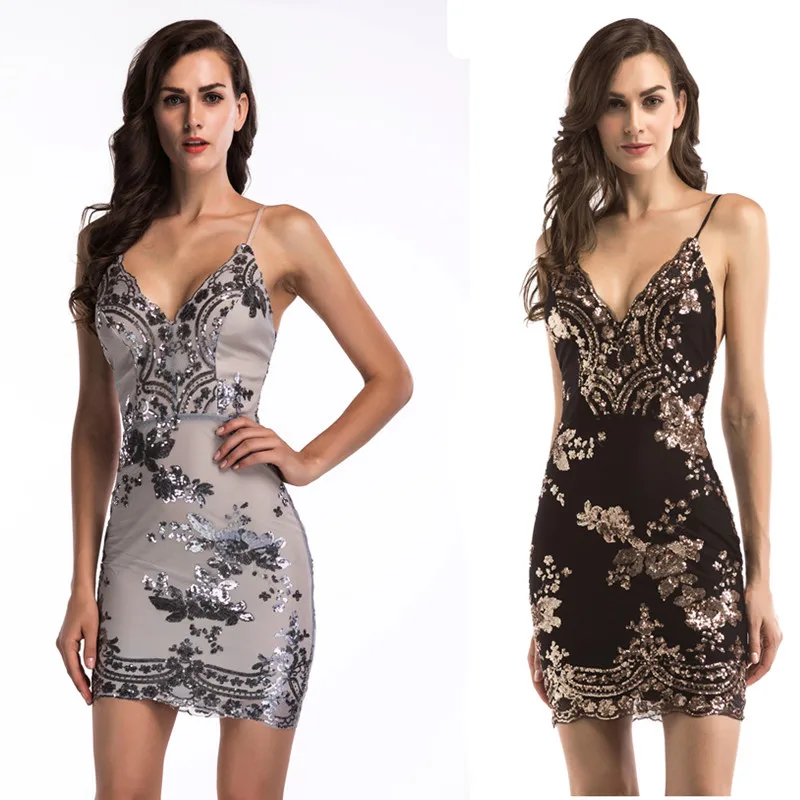 Women's 2019 Summer New Solid Color Sexy Deep V-neck Halter Halter Sequin Dress 5 Colors Available size S-XL
Women's 2019 Summer New Solid Color Sexy Deep V-neck Halter Halter Sequin Dress 5 Colors Available size S-XL