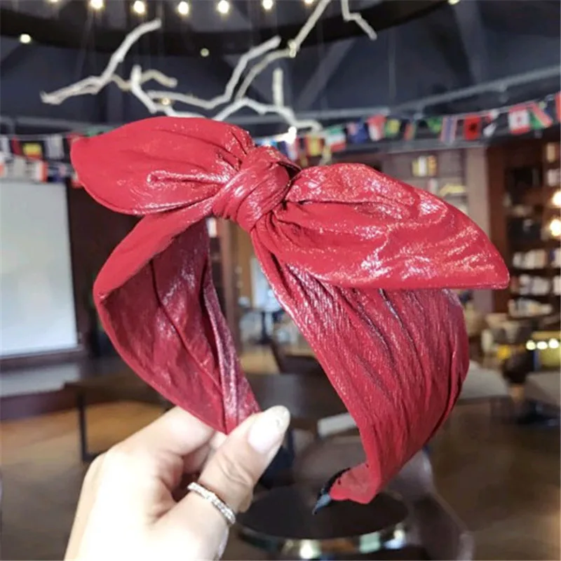 2 Styles Turban Wide Headbands for Women Elegant Bright Artificial Leather Big Cross Bowknot Hair Jewelry Accessories Party 2019
2 Styles Turban Wide Headbands for Women Elegant Bright Artificial Leather Big Cross Bowknot Hair Jewelry Accessories Party 2019