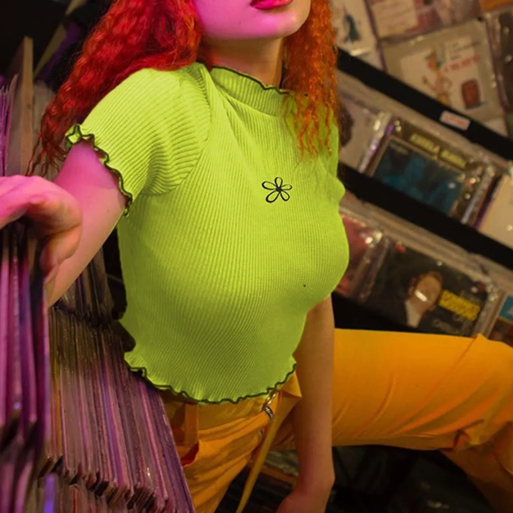 Harajuku Summer Fashion Womens Green Short T-Shirt Mesh Sheer Crop Tops Flower Print Short Sleeve T Shirt koszulki damskie 2019
Harajuku Summer Fashion Womens Green Short T-Shirt Mesh Sheer Crop Tops Flower Print Short Sleeve T Shirt koszulki damskie 2019