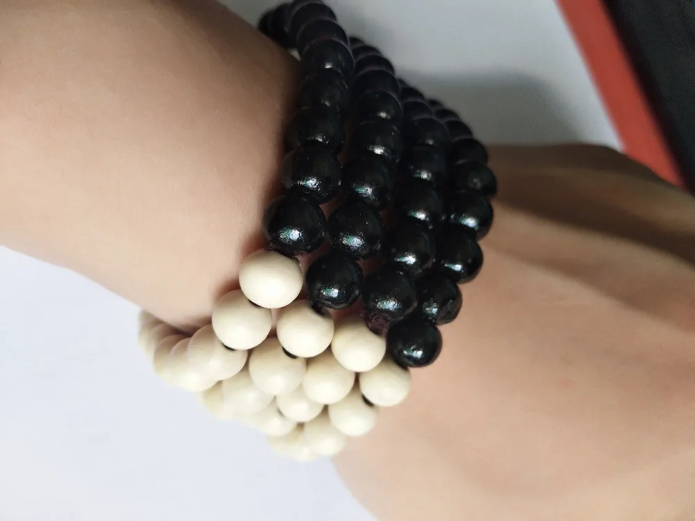 2019 hot bracelet Ethnic style wooden bead stretch bracelet lap small beads for women and men jewelry colors chain bracelet 
2019 hot bracelet Ethnic style wooden bead stretch bracelet lap small beads for women and men jewelry colors chain bracelet