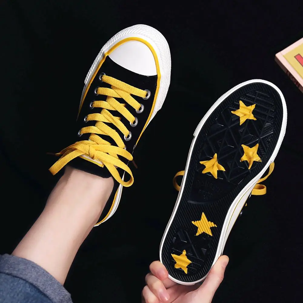 2019 autumn new fashion simple color matching flat canvas shoes women trend comfortable wild casual shoes 
2019 autumn new fashion simple color matching flat canvas shoes women trend comfortable wild casual shoes