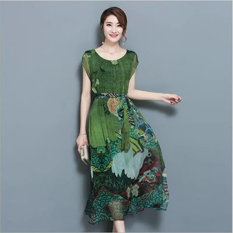 Large size S- 5XL Women's dress 2019 Summer New Silk Retro Print Dress High quality Short sleeve Round neck Elegant Vestido
Large size S- 5XL Women's dress 2019 Summer New Silk Retro Print Dress High quality Short sleeve Round neck Elegant Vestido