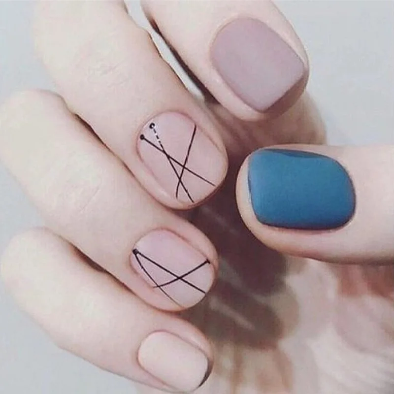 Simple 24pcs/set Blue+purple geometric line matte finished fake nails short size full nail tips Patch lady decoration art tool
Simple 24pcs/set Blue+purple geometric line matte finished fake nails short size full nail tips Patch lady decoration art tool