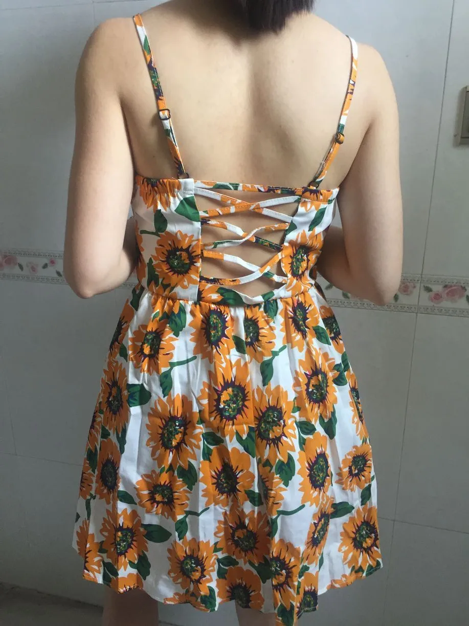 Plus Size Vintage Boho Sun Floral Cute Print Hollow Lace-Up Backless Sexy High Waist Spaghetti Pleated A-Line Elegant Mini Dress
Plus Size Vintage Boho Sun Floral Cute Print Hollow Lace-Up Backless Sexy High Waist Spaghetti Pleated A-Line Elegant Mini Dress