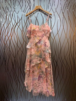 A New Type of Irregular Lotus Edge Stitching Printed Dress with Show Shoulders for Summer Garment in 2020
A New Type of Irregular Lotus Edge Stitching Printed Dress with Show Shoulders for Summer Garment in 2020